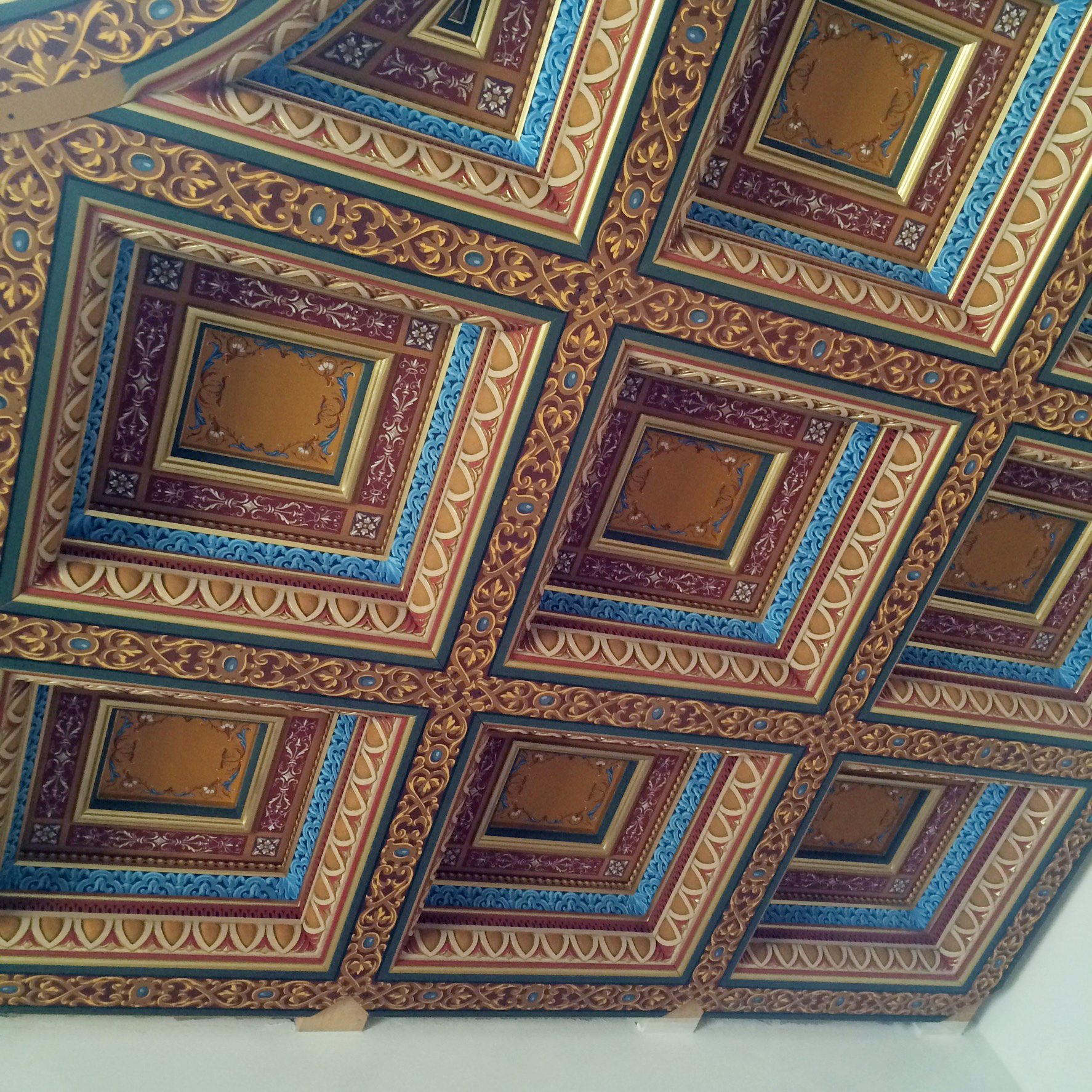 Ceiling2
